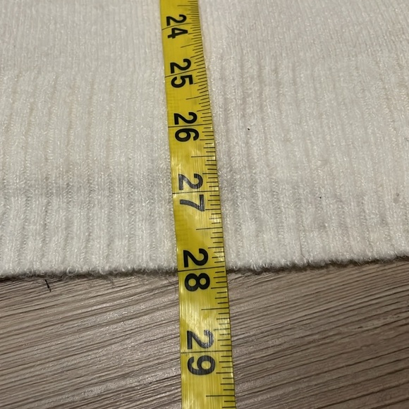 Lauren Conrad Sequined Flamingo Long Sleeve Crewneck Sweater Cream Womens M - Picture 8 of 11